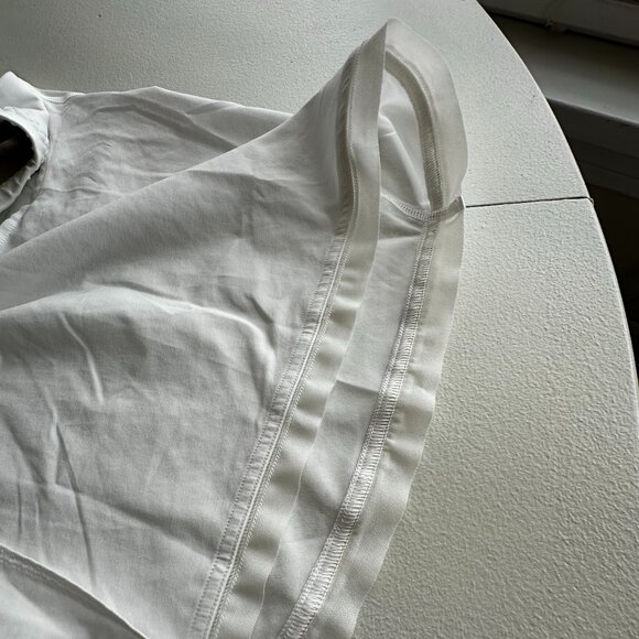 Lululemon Tank-top with builtin Bra - Picture 3 of 7